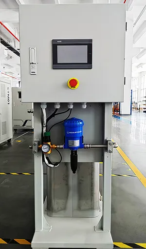 Устройство для распыления смазок/разделителей на пресс формы